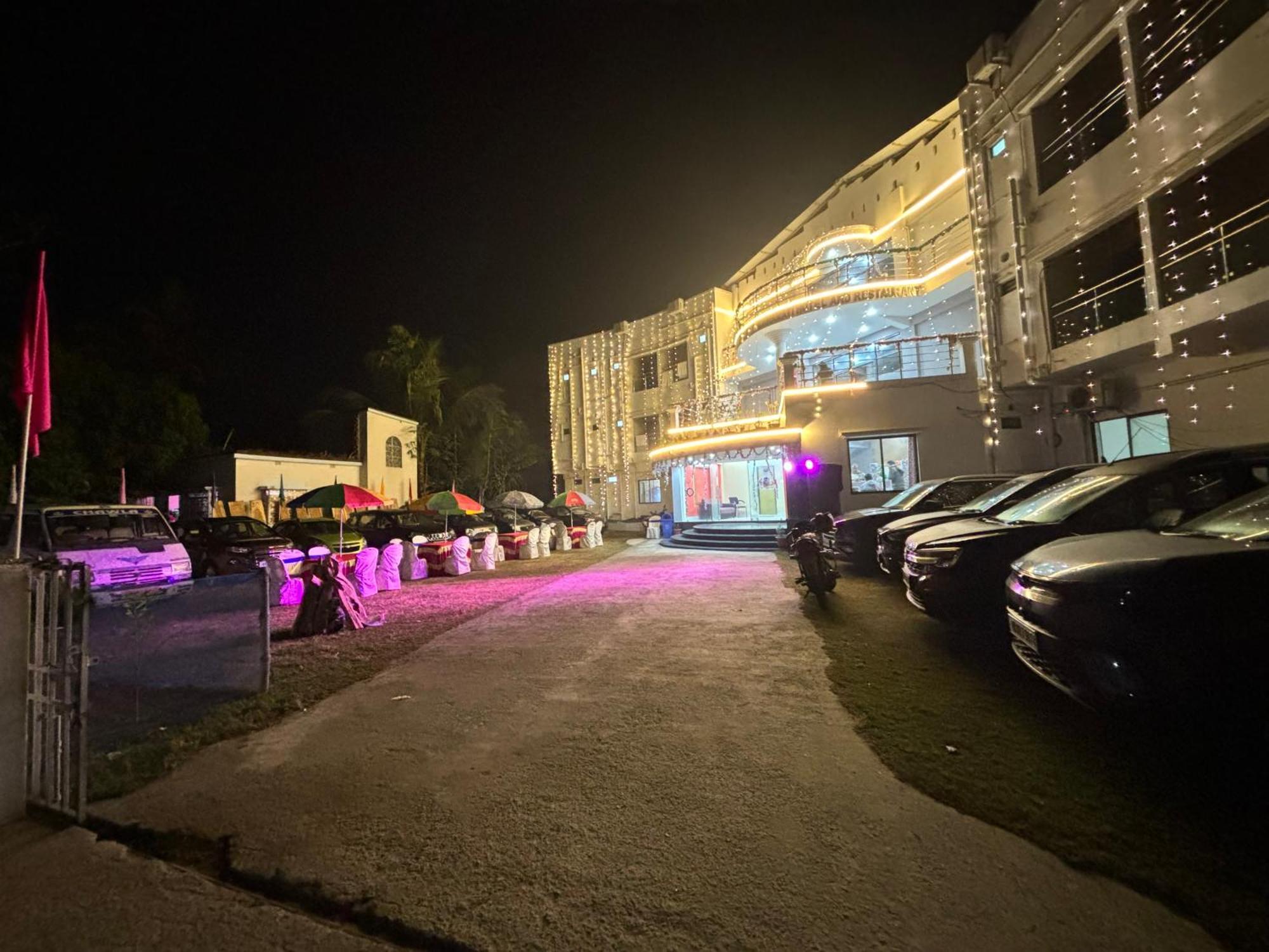 Ichhamati Hotel And Restaurant Hasnabad Zewnętrze zdjęcie